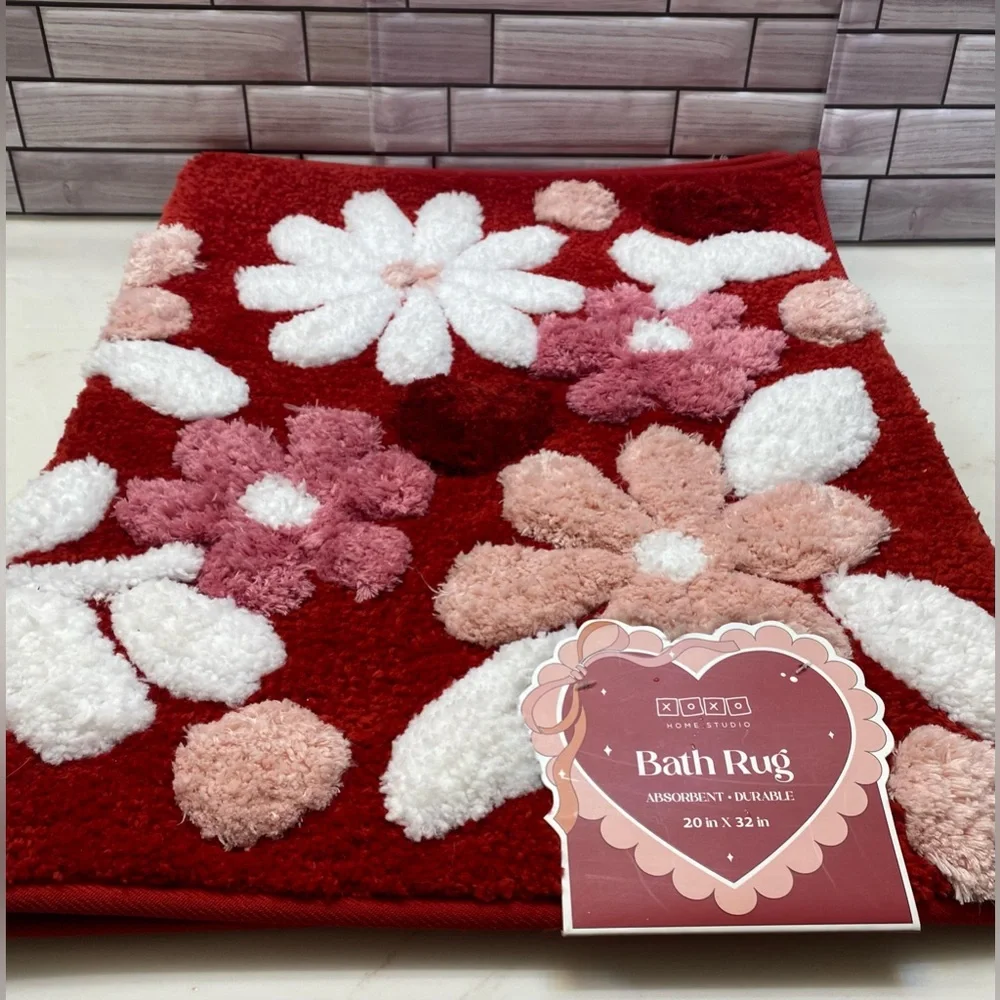XOXO Home Studio ❤️Floral Cozy Bath Rug 20x32” NWT